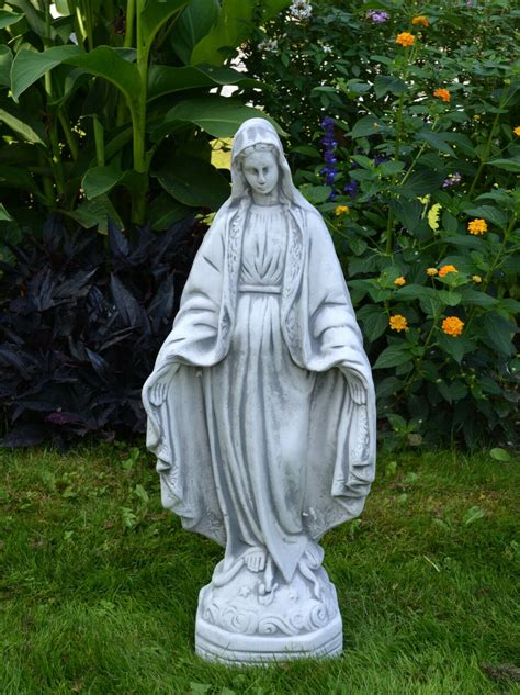 00; Quality English Antique Plaster of Paris <strong>Religious Statue</strong> Christ the Sacred Heart £ 65. . Cement religious statues for sale